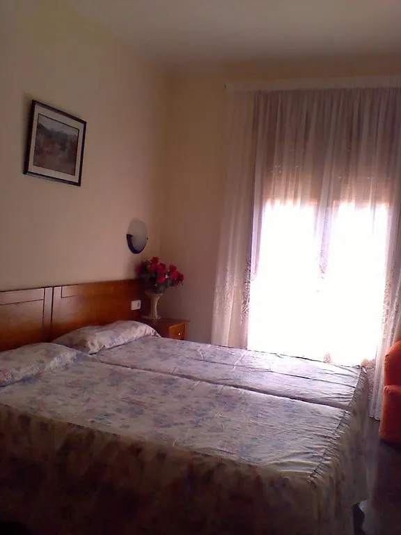 Pensión Hostal Can Josep Sort