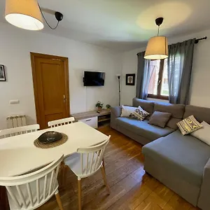 Acogedor Piso En Con Piscina Apartamento